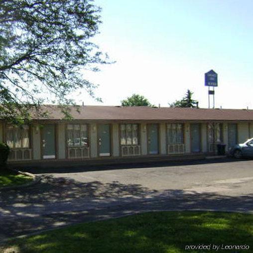 Oyo Hotel Wadsworth Oh I-76 מראה חיצוני תמונה