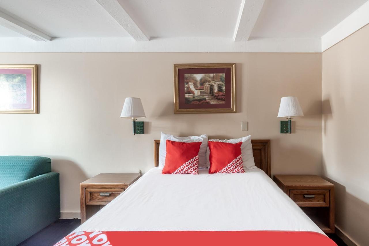 Oyo Hotel Wadsworth Oh I-76 מראה חיצוני תמונה