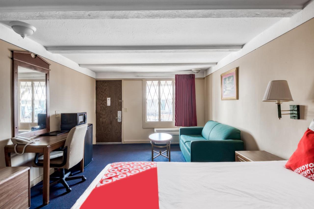 Oyo Hotel Wadsworth Oh I-76 מראה חיצוני תמונה
